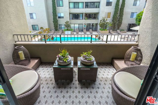 8455 Fountain Avenue 518, West Hollywood, CA 90069