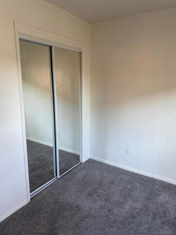 7615 Sturgess, La Mesa, CA 91941