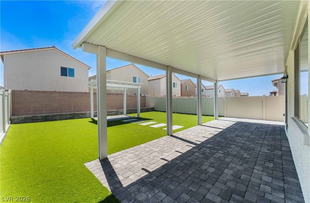 6958 Stone Cactus Street, North Las Vegas, NV 89086