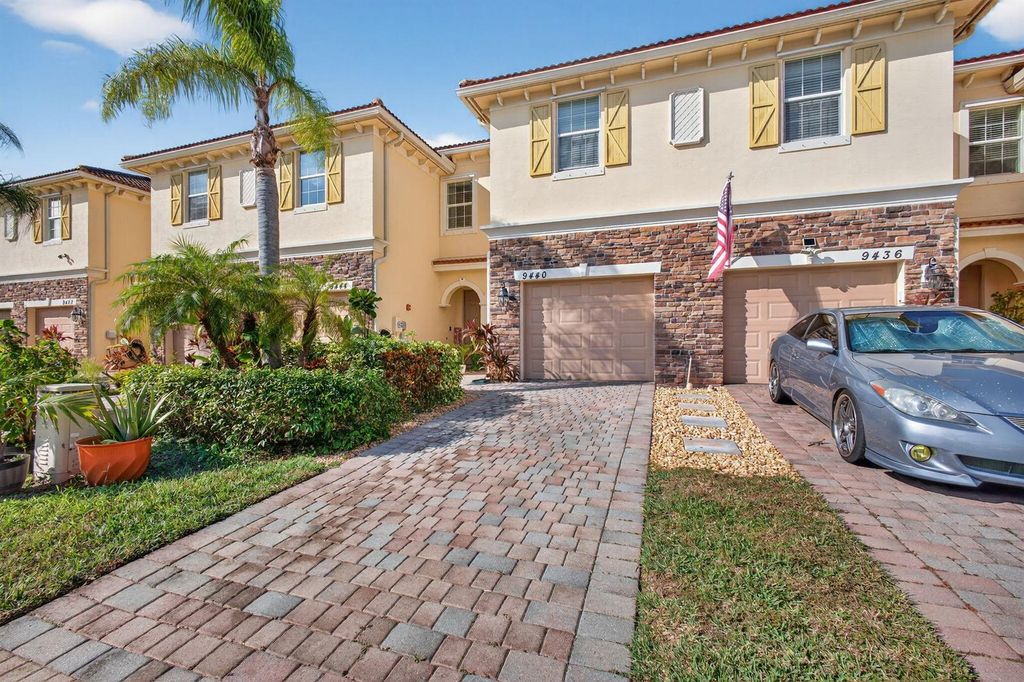 9440 SW Merlin Court, Stuart, FL 34997