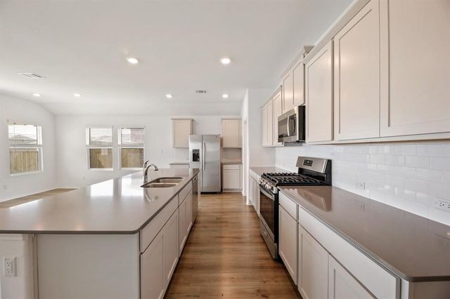 113 Golden Grove PKWY, San Marcos, TX 78666