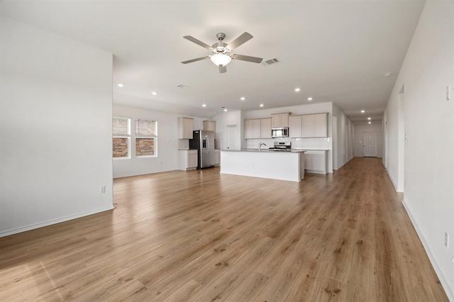 113 Golden Grove PKWY, San Marcos, TX 78666