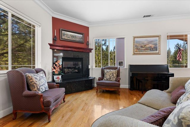 915 Eden Valley Rd, Colfax, CA 95713