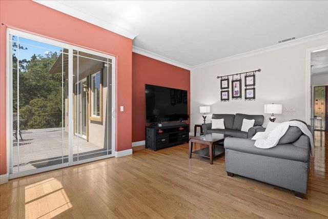 915 Eden Valley Rd, Colfax, CA 95713