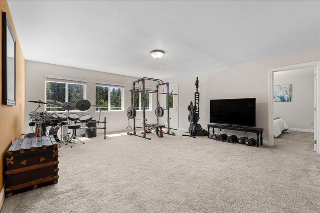 915 Eden Valley Rd, Colfax, CA 95713