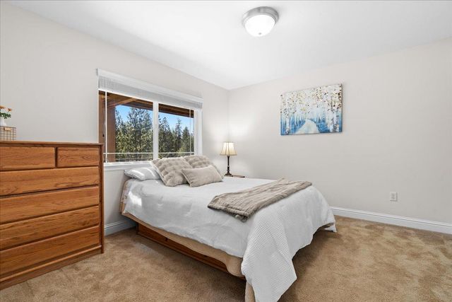 915 Eden Valley Rd, Colfax, CA 95713