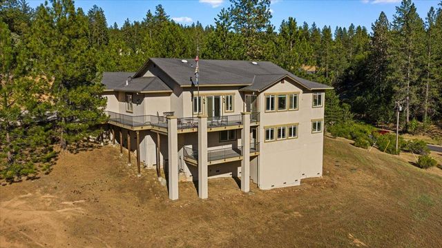 915 Eden Valley Rd, Colfax, CA 95713