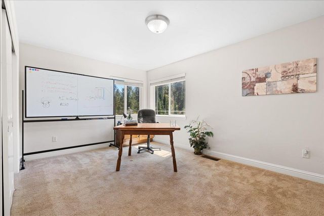 915 Eden Valley Rd, Colfax, CA 95713