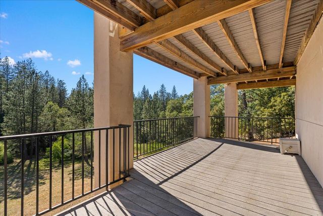 915 Eden Valley Rd, Colfax, CA 95713
