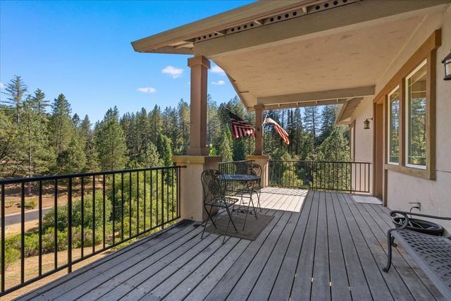 915 Eden Valley Rd, Colfax, CA 95713