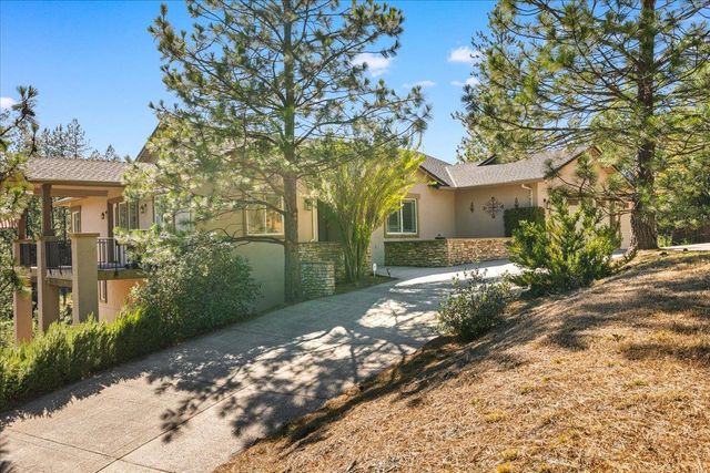 915 Eden Valley Rd, Colfax, CA 95713