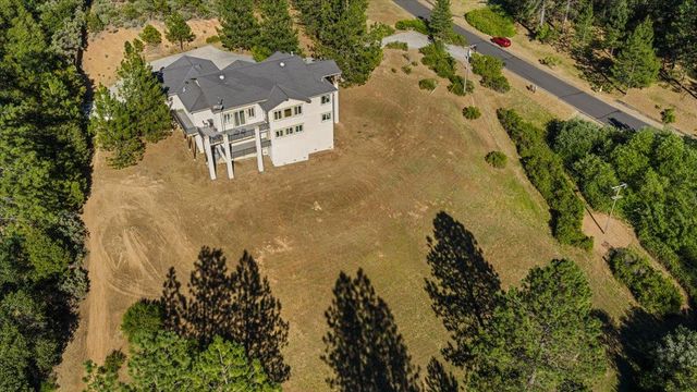 915 Eden Valley Rd, Colfax, CA 95713
