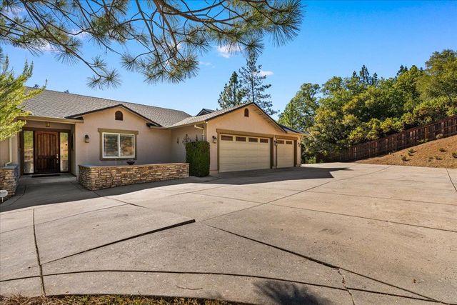 915 Eden Valley Rd, Colfax, CA 95713