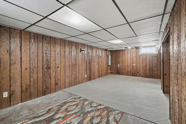2407 Fairfield Avenue, Kalamazoo Twp, MI 49048