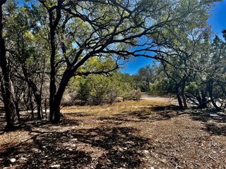 21300 HIGHLAND LAKE DR, Lago Vista, TX 78645