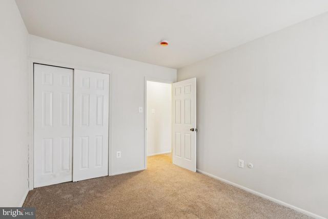 827 E ELM AVE, Lindenwold, NJ 08021