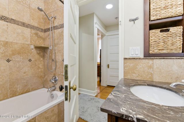 1629 S 3rd St APT 203, Louisville, KY 40208