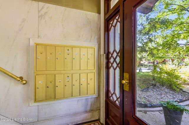 1629 S 3rd St APT 203, Louisville, KY 40208