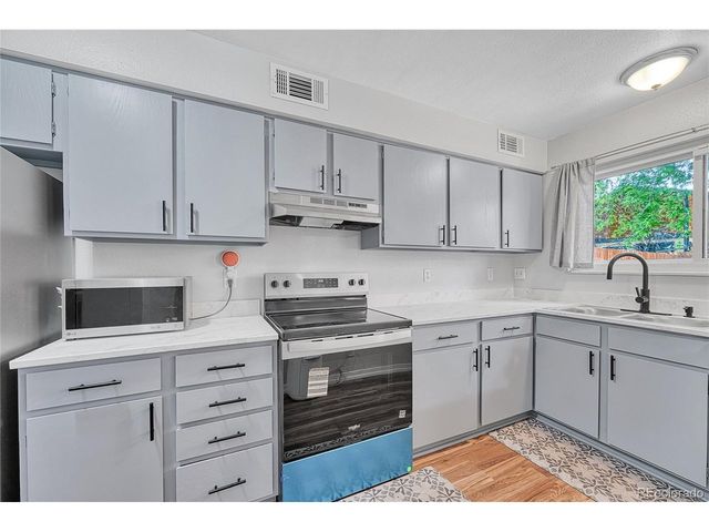 1323 S Sable Blvd, Aurora, CO 80012