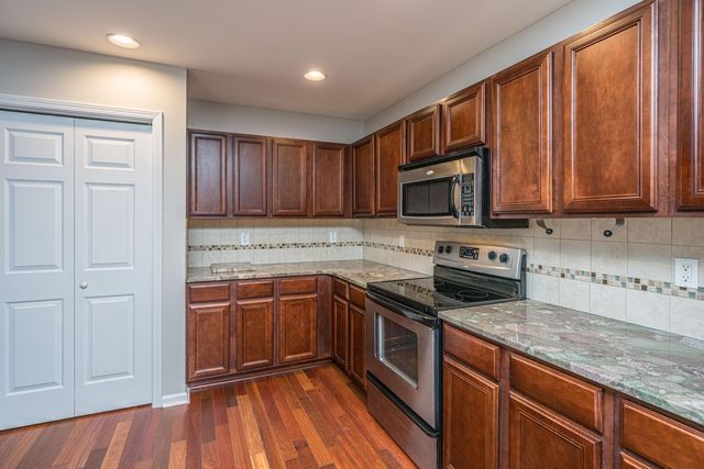 9464 Falling Embers Lane, Ladson, SC 29456