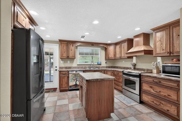 121 Daren Drive, Palatka, FL 32177