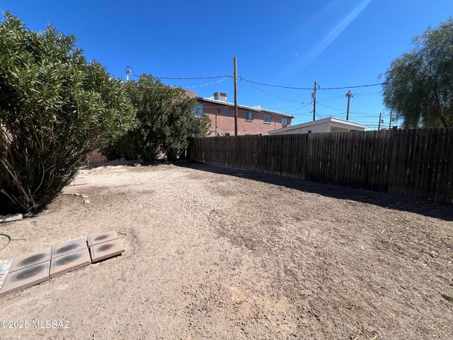 810 E 9th St Unit 3, Tucson, AZ 85719