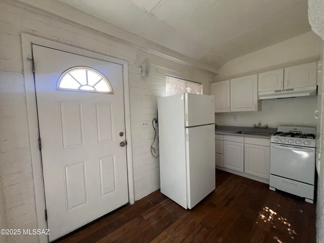 810 E 9th St Unit 3, Tucson, AZ 85719