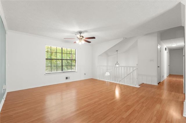 695 Waterbrook Terrace, Roswell, GA 30076