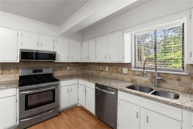 695 Waterbrook Terrace, Roswell, GA 30076