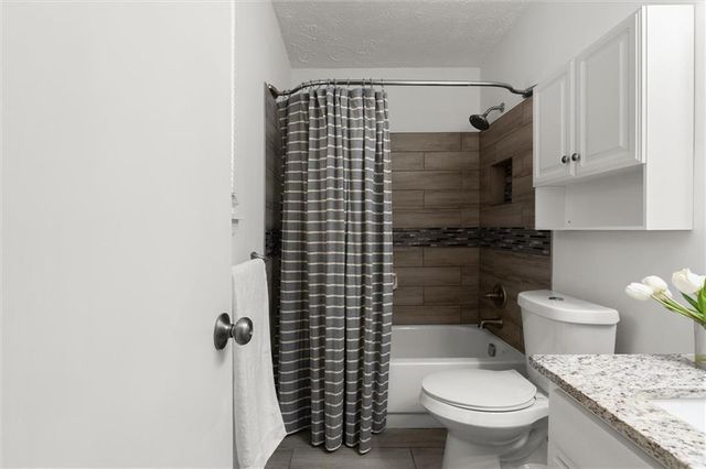 695 Waterbrook Terrace, Roswell, GA 30076