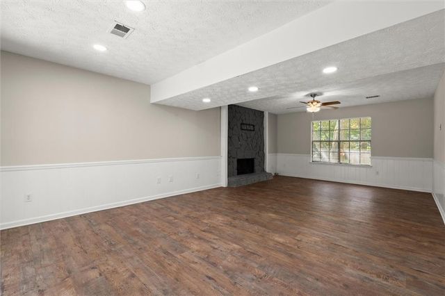 695 Waterbrook Terrace, Roswell, GA 30076