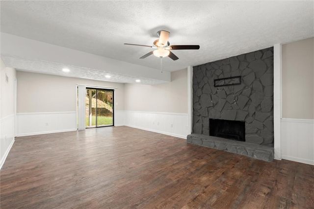 695 Waterbrook Terrace, Roswell, GA 30076