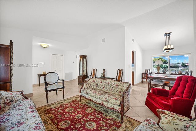 5081 SW 119th Ave, Cooper City, FL 33330