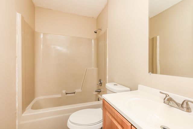 305 Short Ct, Smyrna, TN 37167