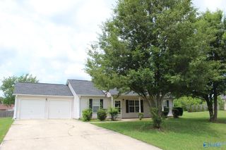 155 Fox Chase Trail, Toney, AL 35773