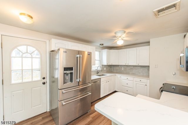 10 MEMORY LANE, Denville Twp., NJ 07834