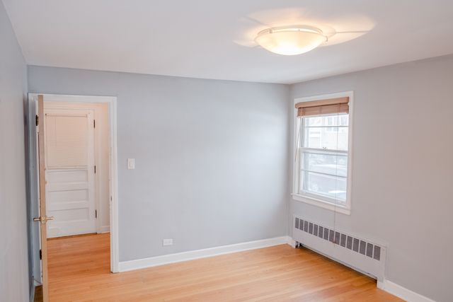 1537 William Street 1E, River Forest, IL 60305