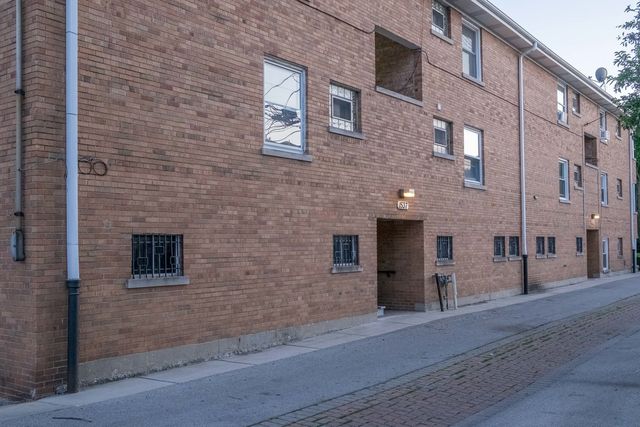 1537 William Street 1E, River Forest, IL 60305