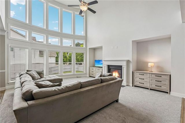 129 Edinburgh Drive, Canton, GA 30115