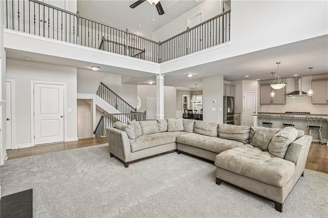 129 Edinburgh Drive, Canton, GA 30115