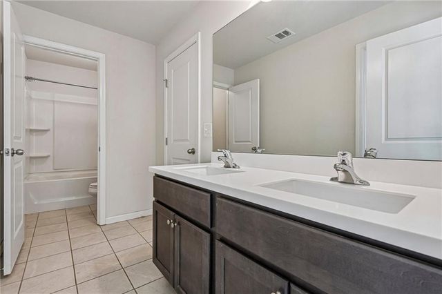 129 Edinburgh Drive, Canton, GA 30115