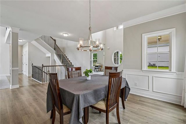 129 Edinburgh Drive, Canton, GA 30115