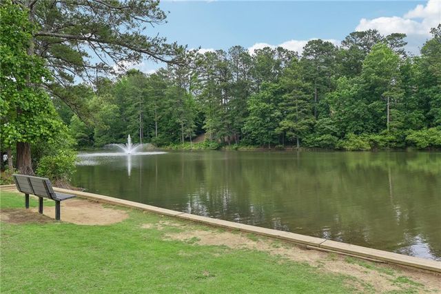 129 Edinburgh Drive, Canton, GA 30115