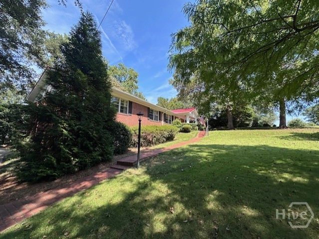 210 Wells Drive, Athens, GA 30606