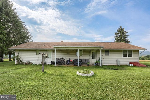 1023-A ENDERS RD, Halifax, PA 17032