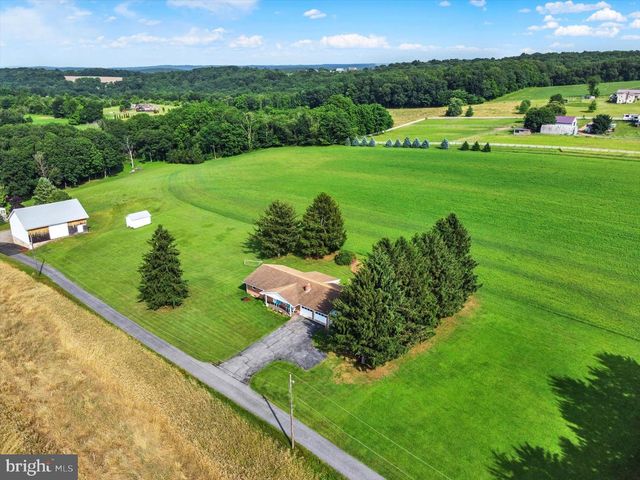 1023-A ENDERS RD, Halifax, PA 17032