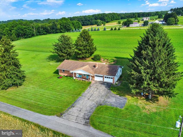 1023-A ENDERS RD, Halifax, PA 17032