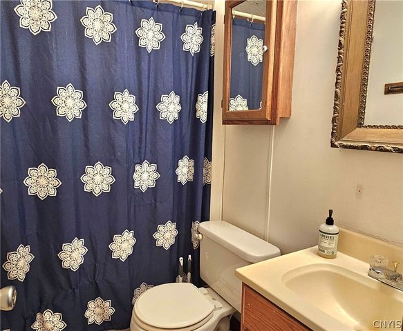 383 Peter Scott Road, Schroeppel, NY 13132