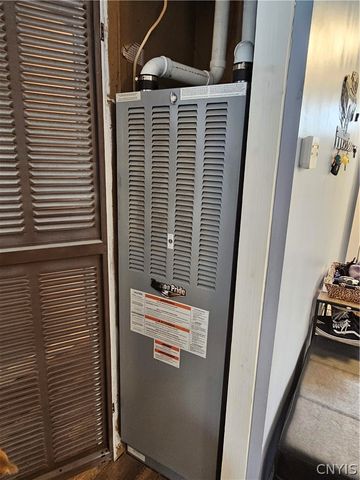 383 Peter Scott Road, Schroeppel, NY 13132