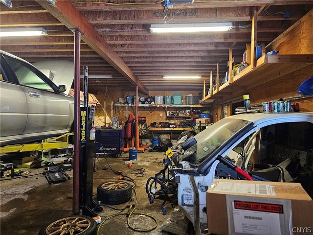 383 Peter Scott Road, Schroeppel, NY 13132